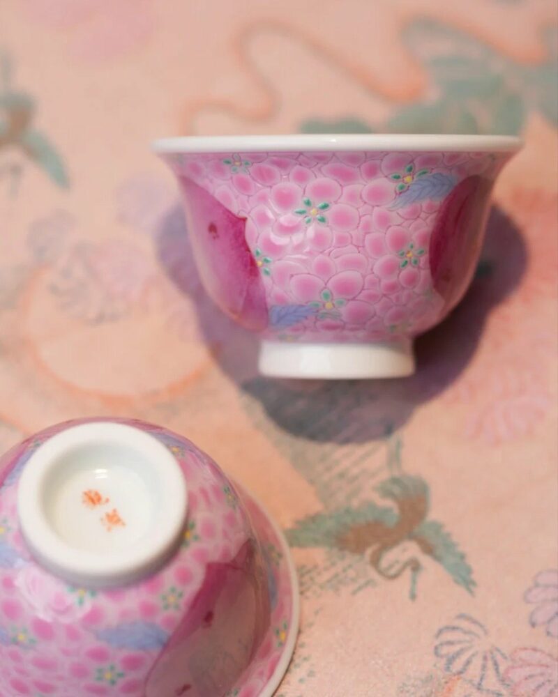 Hand-painted Chinese Style Porcelain Ruby-Red Famille Rose Longevity Peaches 50cc Host Cup