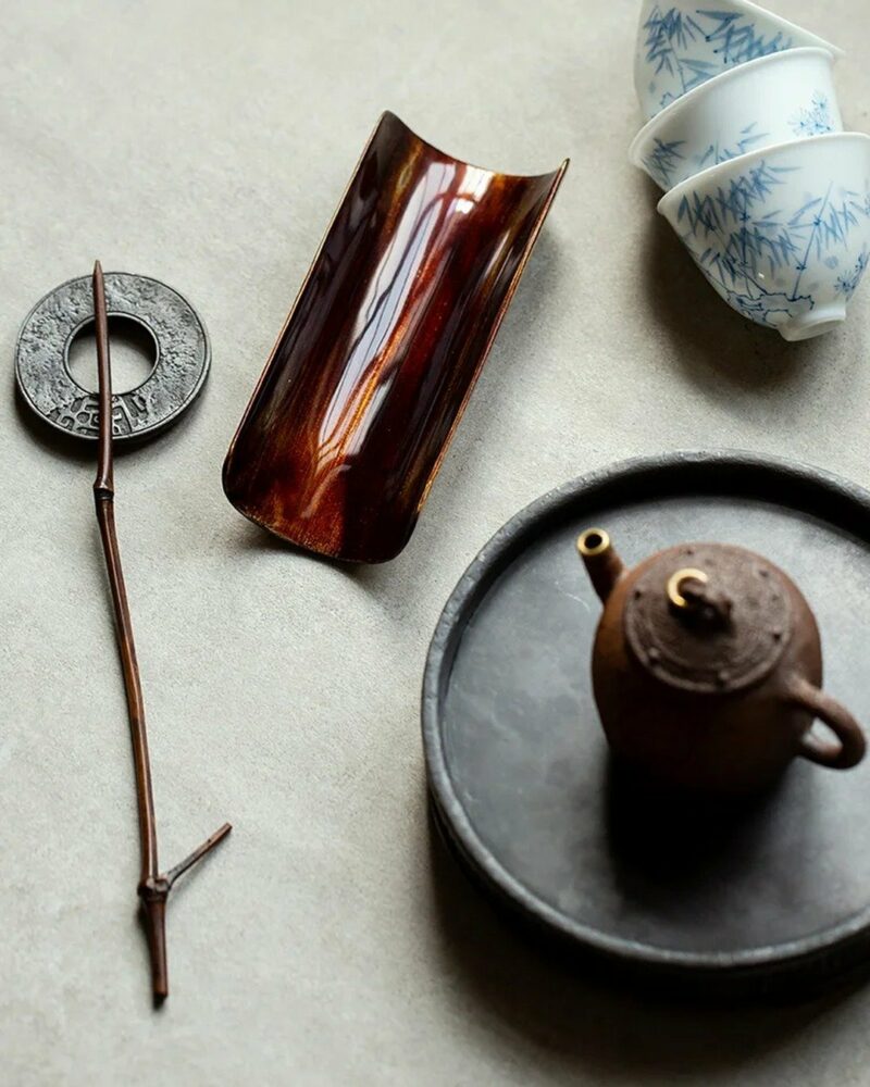 Handmade Chinese Style Tin Copper Key-Fret and Interlaced-Vine Motifs Tea Boat
