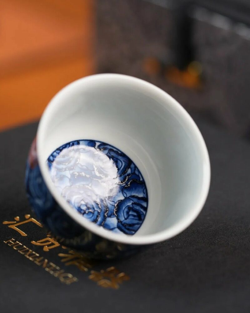 Handmade-Hand-painted-Chinese-Style-Porcelain-Blue-and-White-Rose-80cc-Host-Cup4 Handmade Hand-painted Chinese Style Porcelain Blue and White Rose 80cc Host Cup
