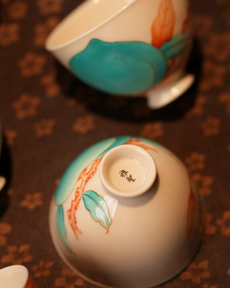 Handmade-Hand-painted-Chinese-Style-Porcelain-Longevity-Peach-Chicken-Heart-50ml-Host-Cup2 Handmade Hand-painted Chinese Style Porcelain Longevity Peach Chicken Heart 50ml Host Cup