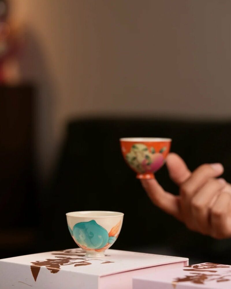 Handmade-Hand-painted-Chinese-Style-Porcelain-Longevity-Peach-Chicken-Heart-50ml-Host-Cup9 Handmade Hand-painted Chinese Style Porcelain Longevity Peach Chicken Heart 50ml Host Cup