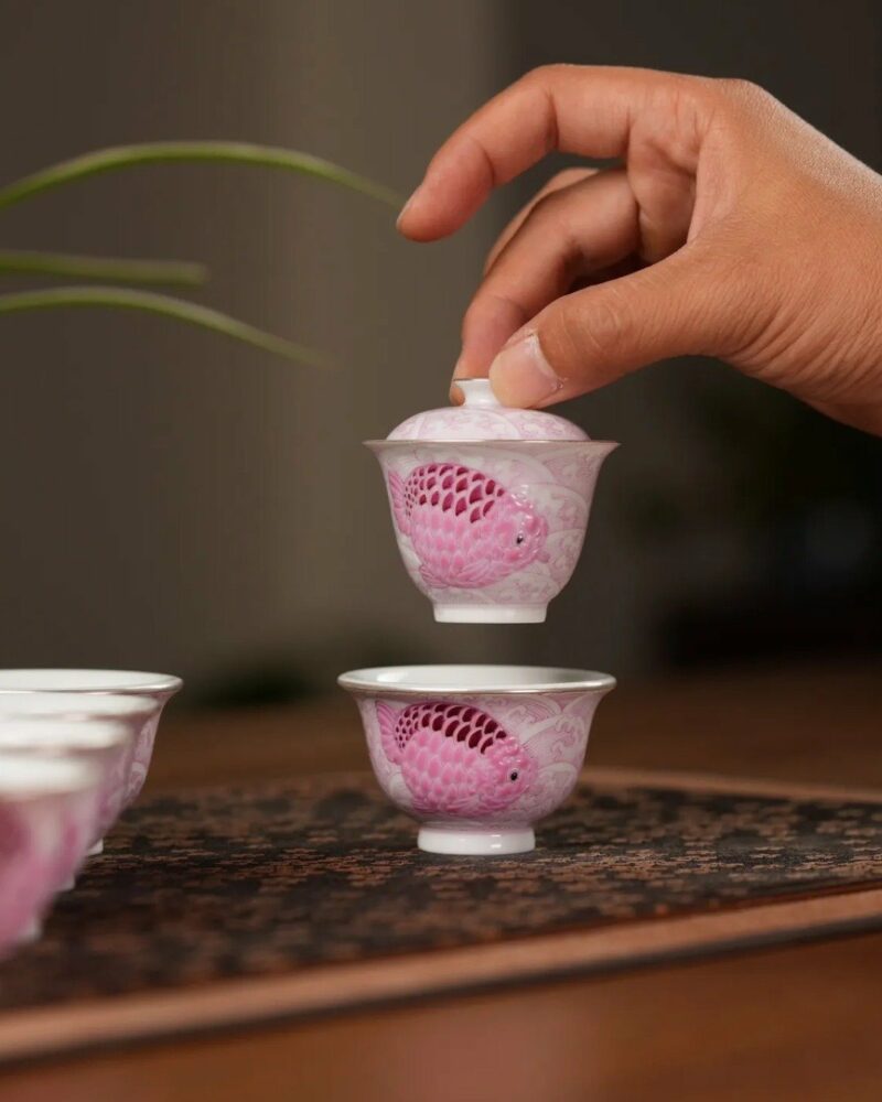 Handmade-Hand-painted-Porcelain-Ranchu-Fish-50cc-Host-Cup5 Handmade Hand-painted Porcelain Ranchu Fish 50cc Host Cup