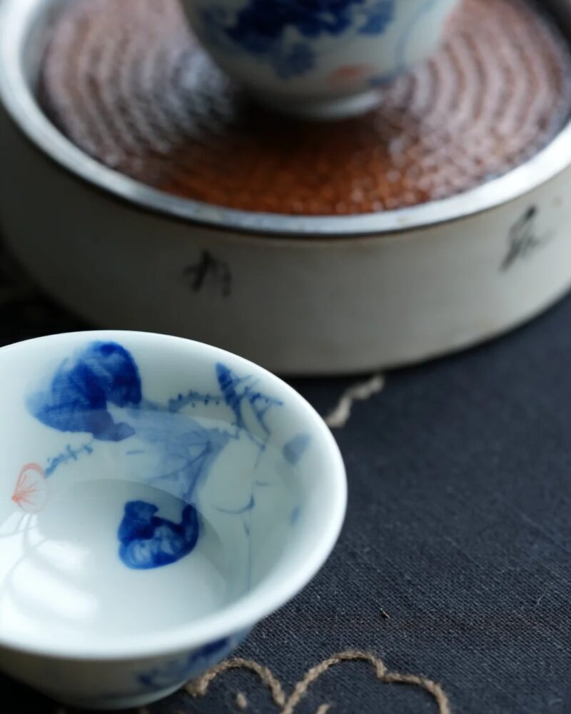 Handmade Hand-painted Qinghua Porcelain Blue and White Mandarin Fish Gaiwan Set