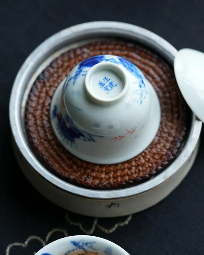 Handmade Hand-painted Qinghua Porcelain Blue and White Mandarin Fish Gaiwan Set