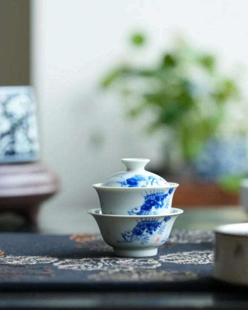 Handmade Hand-painted Qinghua Porcelain Blue and White Mandarin Fish Gaiwan Set