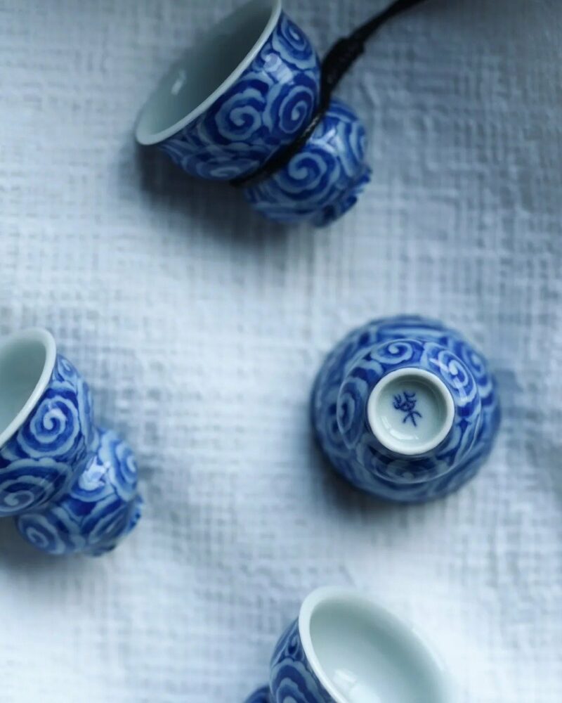 Handmade Hand-painted Wood-kiln Fired Qinghua Ceramic Cloud Motif Gourd Shape Pendant
