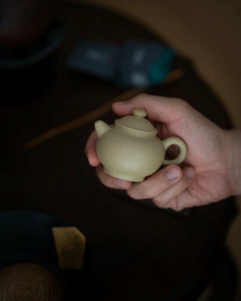 Half Handmade Ben Shan Lvni Ju Lun Zhu 65ml Yixing Teapot