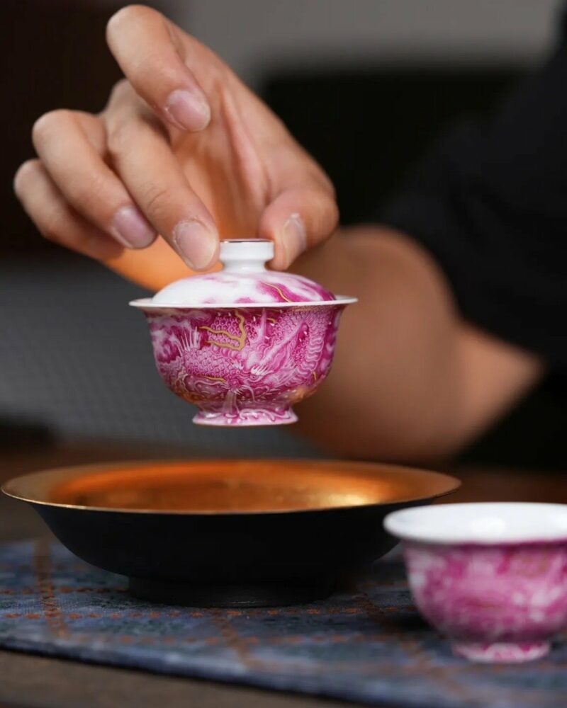 Handmade Hand-painted Overglaze decoration Ceramic Ruby Red Flying Dragon 70ml Gaiwan Set