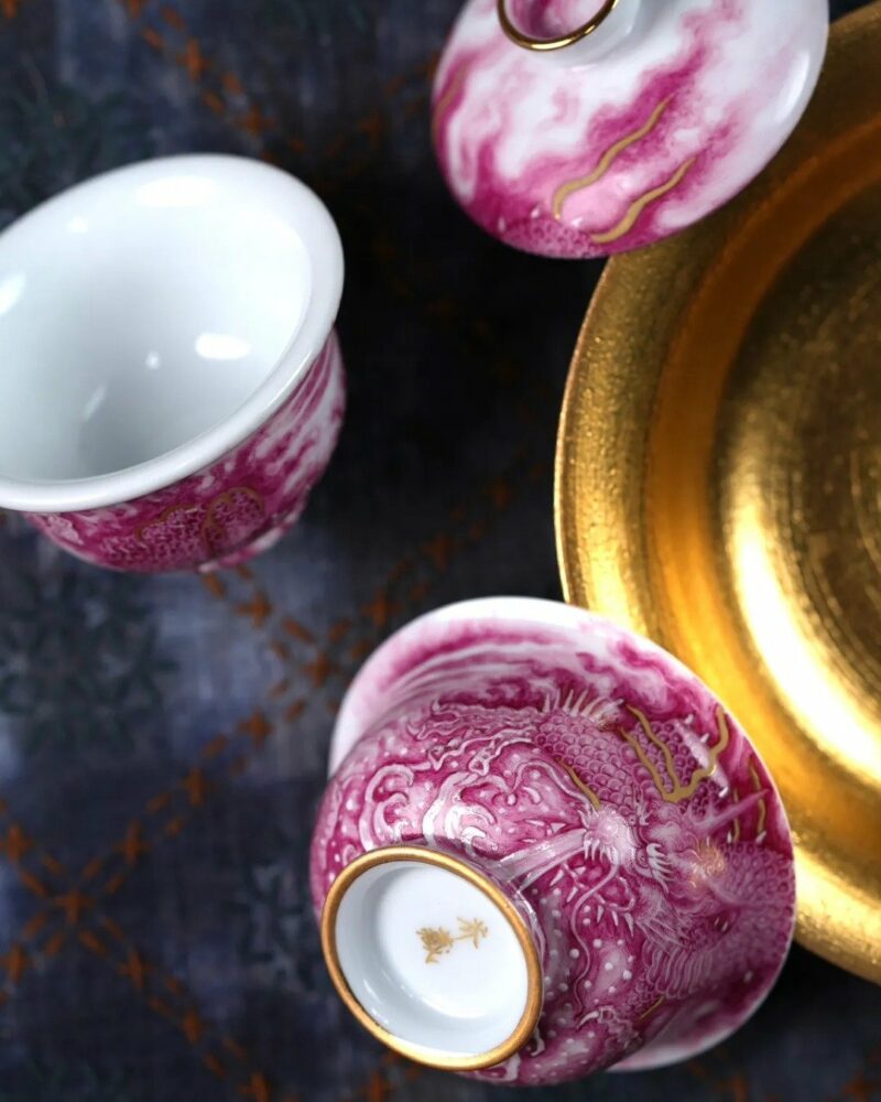 Handmade Hand-painted Overglaze decoration Ceramic Ruby Red Flying Dragon 70ml Gaiwan Set